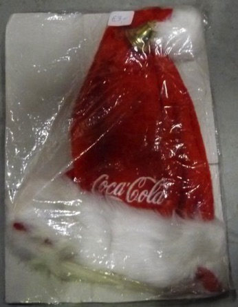 4013-9 € 5,00 coca cola kerstmuts met bont kraag